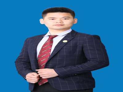 楊齊：陜西師范大學(xué)在讀研究生，陜西師范大學(xué)歷史學(xué)專業(yè)，中學(xué)一級教師，一直任教清北班，榮獲市級優(yōu)質(zhì)課大賽一等獎