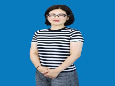 曾硯：音樂教師，高級教師，西南大學(xué)畢業(yè)，浙江省浙派名師。獲得·教育部全國音樂教教師基本功大賽二等獎，溫州市骨干教師，溫州市音樂優(yōu)質(zhì)課一等獎，溫州市藝術(shù)優(yōu)秀指導(dǎo)師，區(qū)優(yōu)秀教師，區(qū)教育系統(tǒng)工會先進(jìn)個人